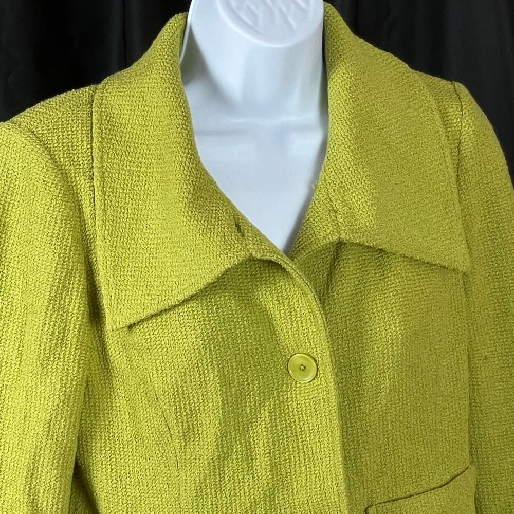 ST. JOHN, WOMEN'S SIZE 2 CROP AVOCADO BLAZER WITH THREE-QUARTER SLEEVES